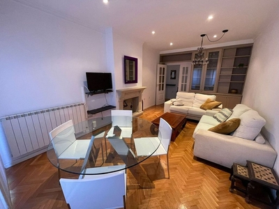 Alquiler de piso en Carretas - Huerta de Marzo - La Pajarita de 3 habitaciones con garaje y muebles