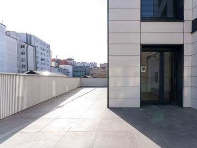 Alquiler de piso en Centro - Gijón de 2 habitaciones con terraza y garaje