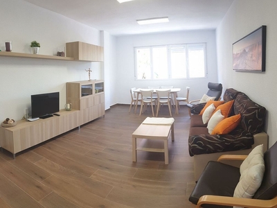 Alquiler de piso en Centro - Murcia de 3 habitaciones con garaje y jardín