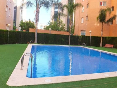 Alquiler de piso en Sant Llorenç de 2 habitaciones con terraza y piscina