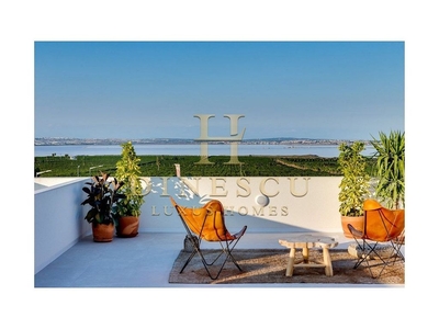 Dúplex en venta en Los Balcones - Los Altos del Edén de 2 habitaciones con terraza y piscina