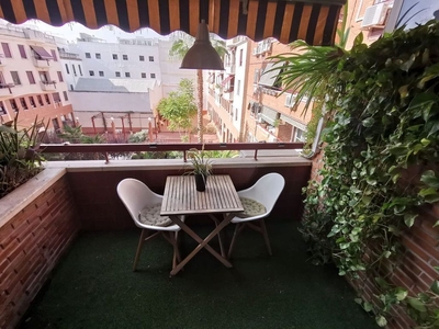 Piso en alquiler en Fontanal - San Carlos - San José de 4 habitaciones con terraza y garaje