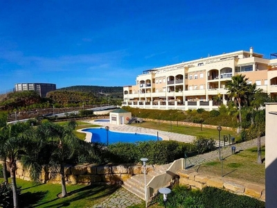 Piso en venta en El Faro de Calaburra - Chaparral de 2 habitaciones con terraza y piscina