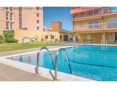 Piso en venta en Santa Susanna de 2 habitaciones con terraza y piscina