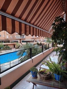 Venta de piso en Poniente-Norte - Miralbaida - Parque Azahara de 2 habitaciones con terraza y piscina
