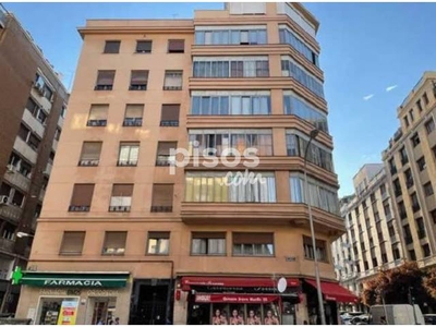 Piso en venta en Calle de Bravo Murillo, cerca de Calle de Feijoo en Trafalgar por 750.000 €