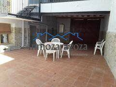 Venta Casa unifamiliar Cariñena. Con terraza 196 m²