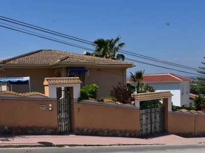 Venta Chalet Rojales. 174 m²