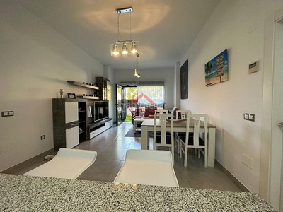 Apartamento bajo en uno de los mejores residenciales en Torre del Mar