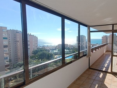 Apartamento tipo d en urbanizacion playamar, en Torremolinos