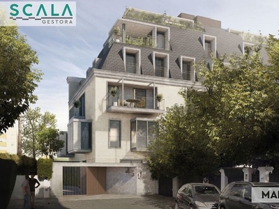 Ático en venta en avenida Manuel Siurot de 3 habitaciones con terraza y balcón
