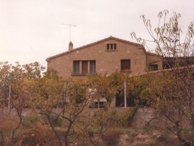 Casa con terreno en Flix