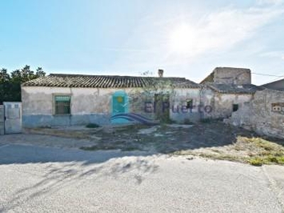 Casa con terreno en Totana