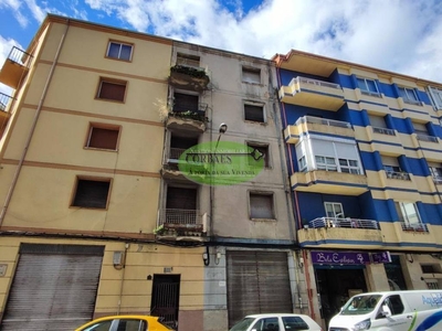 Edificio 4 plantas a reformar Ourense Ref. 93160177 - Indomio.es