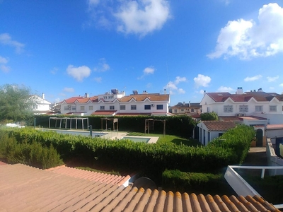 Piso en alquiler en Aljaraque de 2 habitaciones con terraza y piscina