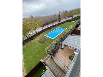 Piso en alquiler en Partides de Lleida de 4 habitaciones con piscina y garaje