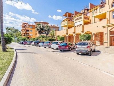 Piso en venta en La Reserva, Marbella, Málaga