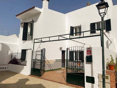 Venta Casa adosada Aznalcázar. Con terraza 120 m²