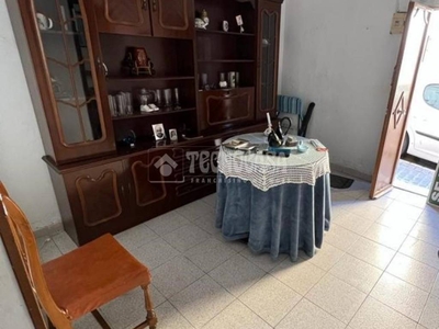 Venta Casa adosada Camas. 80 m²