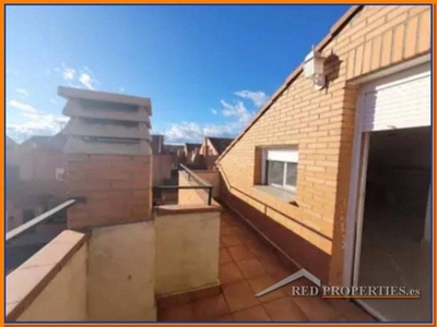 Venta Casa adosada Chozas de Canales. Con terraza 190 m²