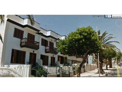Venta Casa adosada en Avenida de los menceyes 64 San Cristóbal de La Laguna. Buen estado con terraza 400 m²
