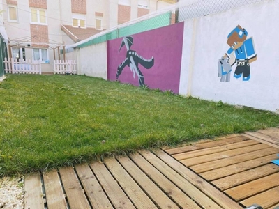 Venta Casa adosada en Calle MIGUEL FRECHILLA Cigales. Buen estado con terraza 160 m²