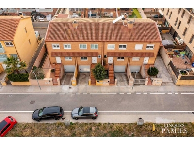 Venta Casa adosada en Calle Regne de Mallorca Montblanc. Buen estado con terraza 176 m²
