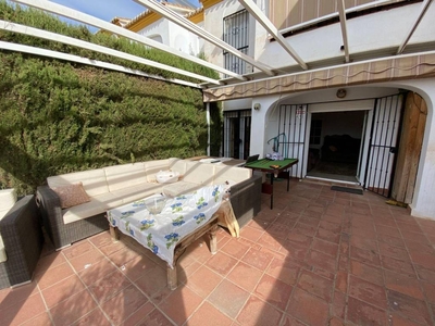 Venta Casa adosada en Villas del mediterraneo 1004 Vélez-Málaga. Buen estado plaza de aparcamiento con balcón calefacción individual 157 m²