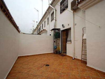 Venta Casa adosada Las Gabias. Con terraza 156 m²