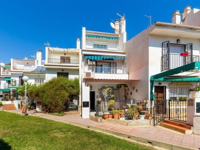 Venta Casa adosada Torremolinos. Con terraza 143 m²