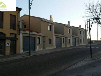 Venta Casa adosada Zamora. 169 m²