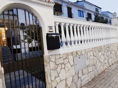 Venta Casa pareada Málaga. Plaza de aparcamiento con terraza 200 m²