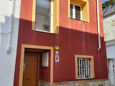Venta Casa rústica en Carrer Sant Nicolau 23 Alcanar. Buen estado 120 m²