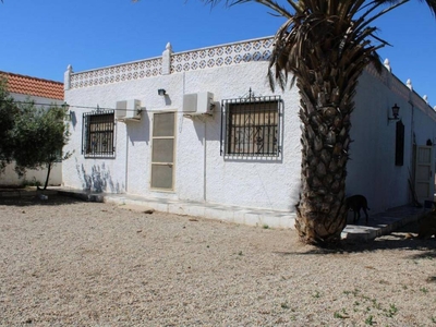 Venta Casa rústica en Las Hortichuelas Níjar. Buen estado 80 m²