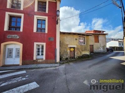 Venta Casa rústica Ribadedeva. 186 m²