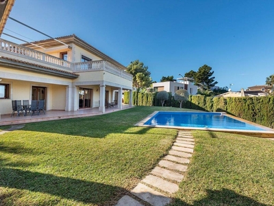 Venta Casa unifamiliar Calvià. Con terraza