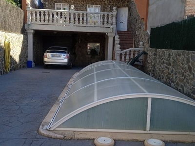 Venta Casa unifamiliar El Molar (Madrid). Muy buen estado plaza de aparcamiento con terraza calefacción individual 299 m²