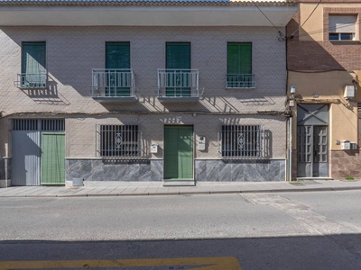 Venta Casa unifamiliar en Andalucia 16 Las Gabias. Con terraza 293 m²