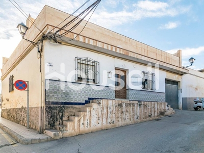 Venta Casa unifamiliar en Artemisa Vélez-Málaga. A reformar con terraza 119 m²