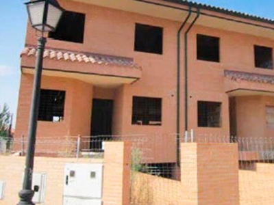Venta Casa unifamiliar en C/ Juan Ramón Jiménez Illescas. 269 m²