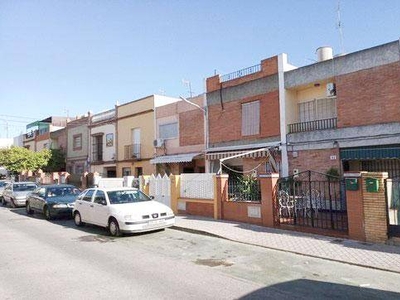 Venta Casa unifamiliar en Calle Carrascal Mairena del Alcor. Con terraza 104 m²