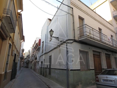 Venta Casa unifamiliar en Calle del delme Algemesí. A reformar con terraza 225 m²