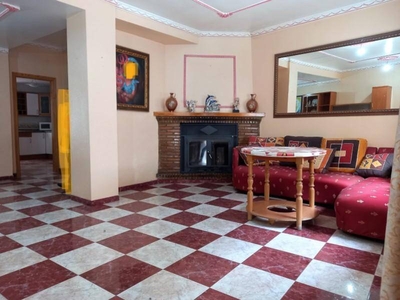 Venta Casa unifamiliar en Calle Hoyo Santa Fe. Buen estado 165 m²