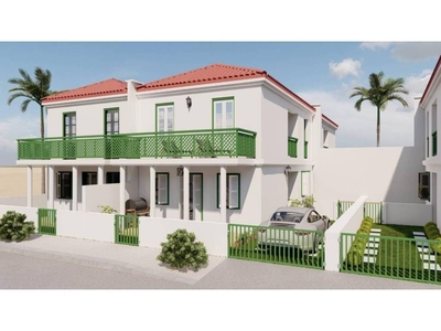 Venta Casa unifamiliar en Calle La Ola 6 Arico. Nueva con terraza 171 m²