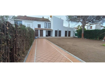Venta Casa unifamiliar en Calle MARISMAS Ayamonte. Buen estado 192 m²