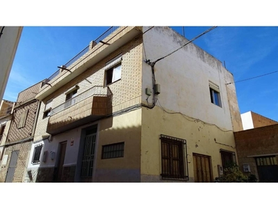 Venta Casa unifamiliar en Calle Real Vélez de Benaudalla. Buen estado con terraza 166 m²