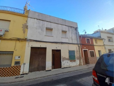 Venta Casa unifamiliar en Calle san benet Tavernes de La Valldigna. A reformar con terraza 205 m²