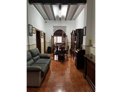 Venta Casa unifamiliar en Calle san roque Alfafar. A reformar con terraza 205 m²