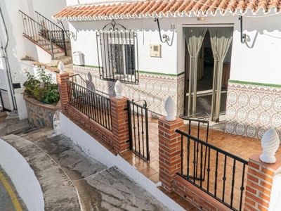 Venta Casa unifamiliar en Carril El Borge. Con terraza 142 m²