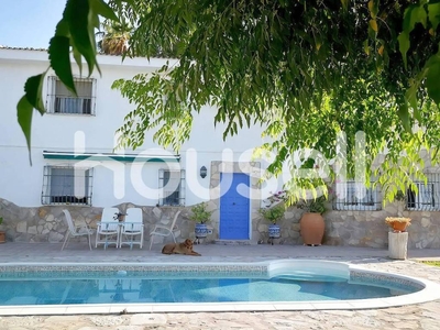 Venta Casa unifamiliar en Córdoba Jaén. Buen estado con terraza 200 m²